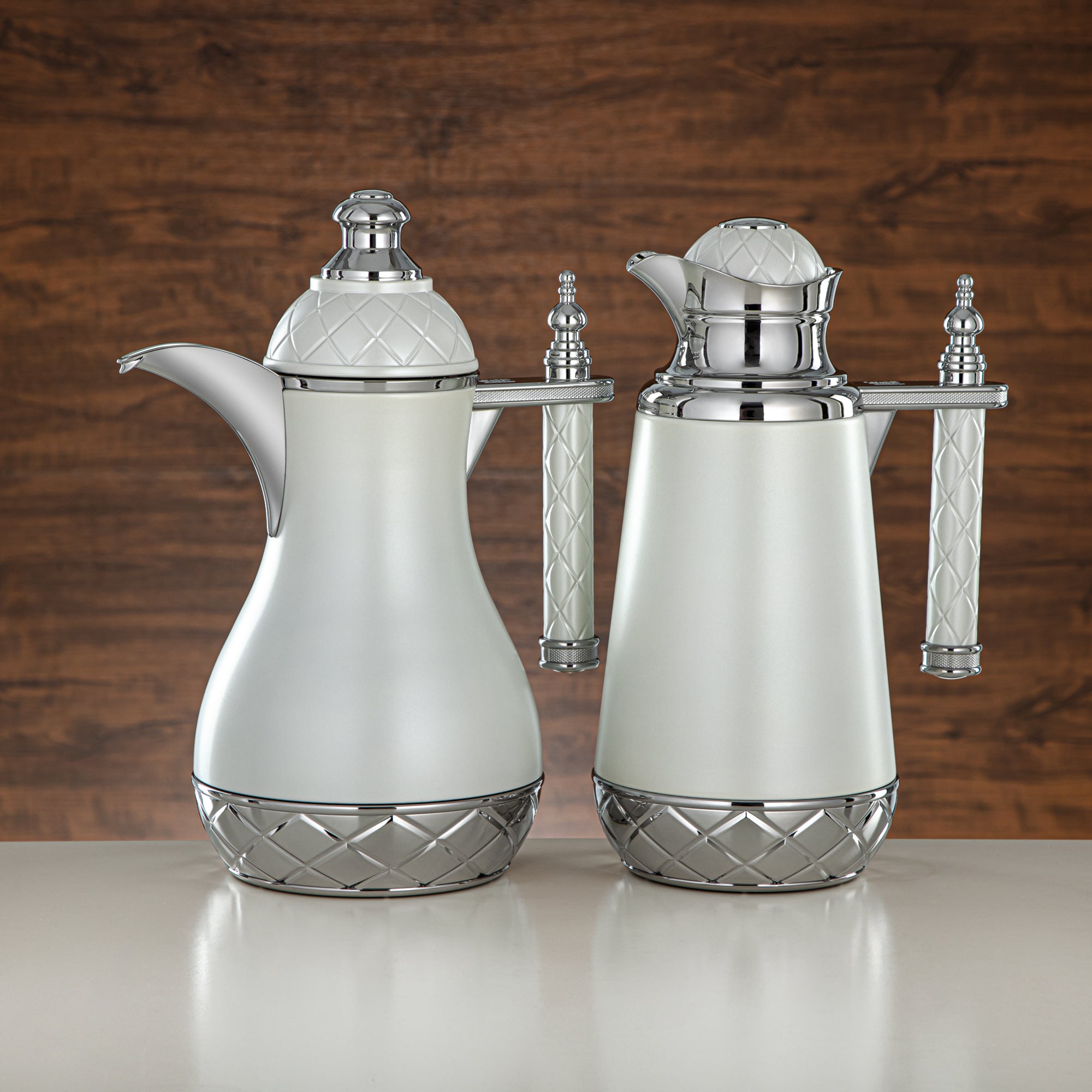 Almarjan Vacuum Flask Set, Push Button - 0.7L + 1L, White & Silver (CBY+CBZ-RWC) - Classic Vacuum Flasks