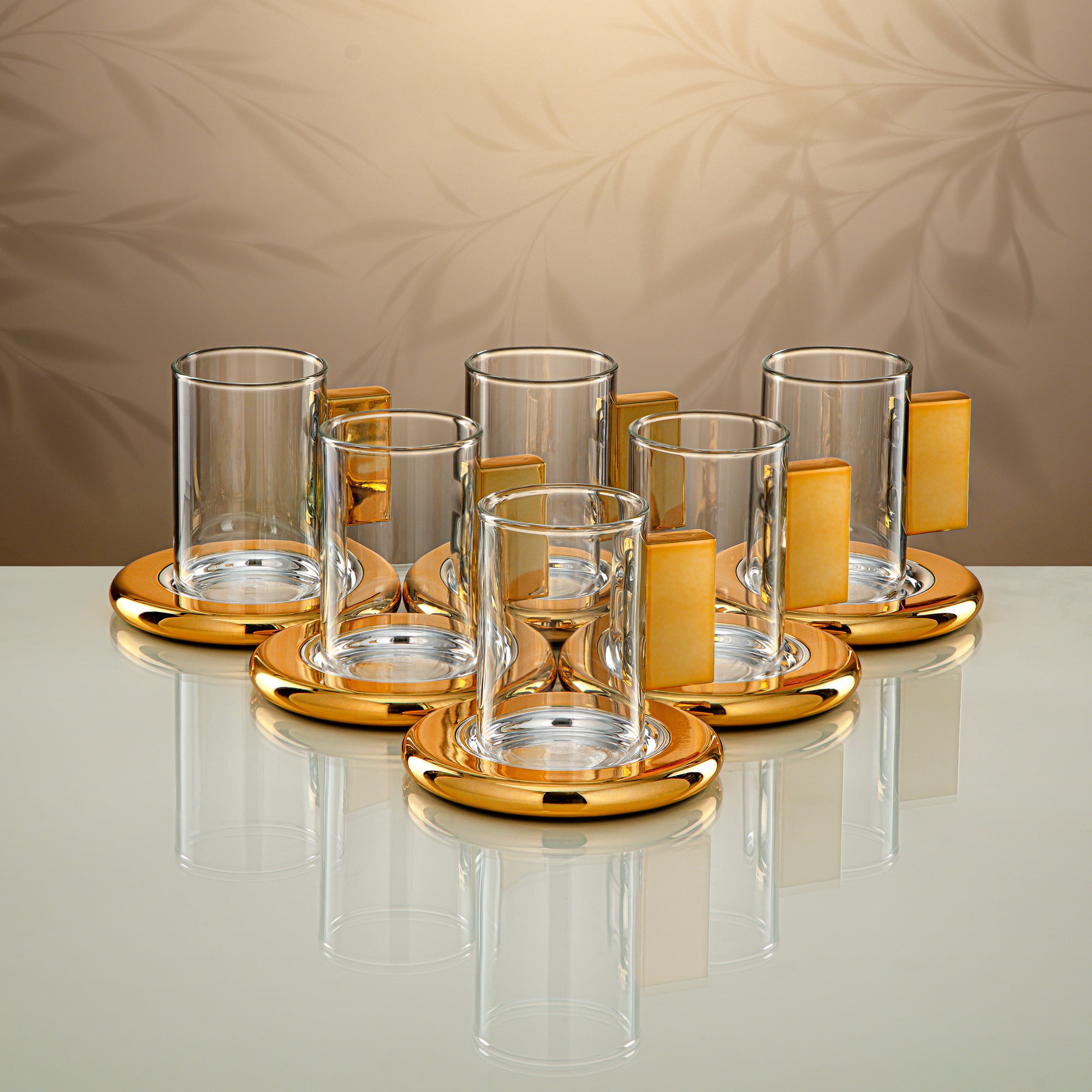 Almarjan Tea Set 18 Pieces Clear with Golden Accents