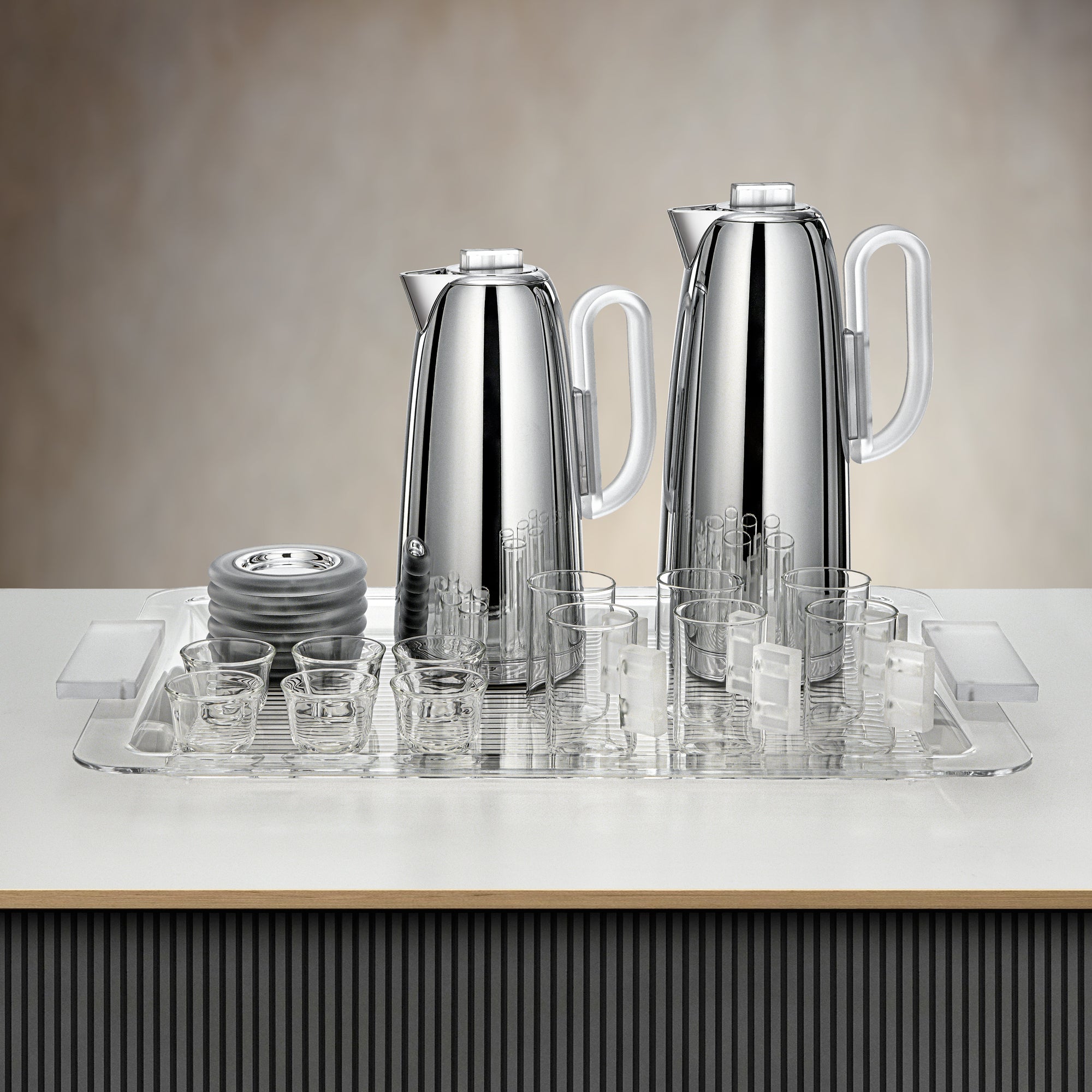 طقم شاي وقهوة المرجان، ٢١ قطعة، فضي وثلجي