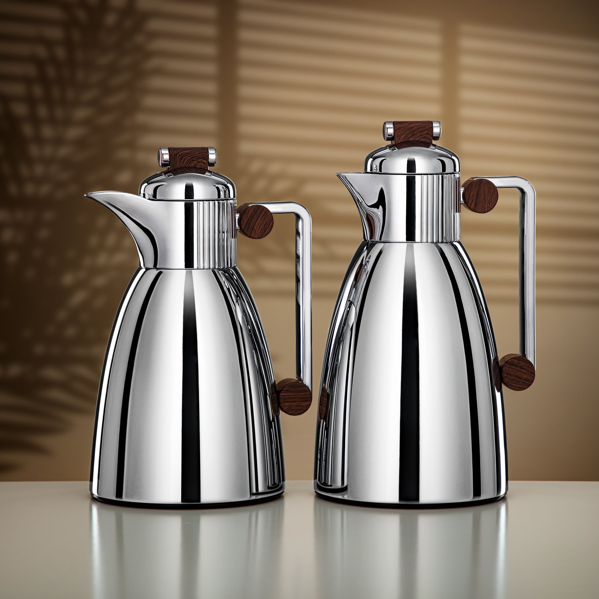 Almarjan Vacuum Flask Set 0.7L & 1L Silver & Dark Wood