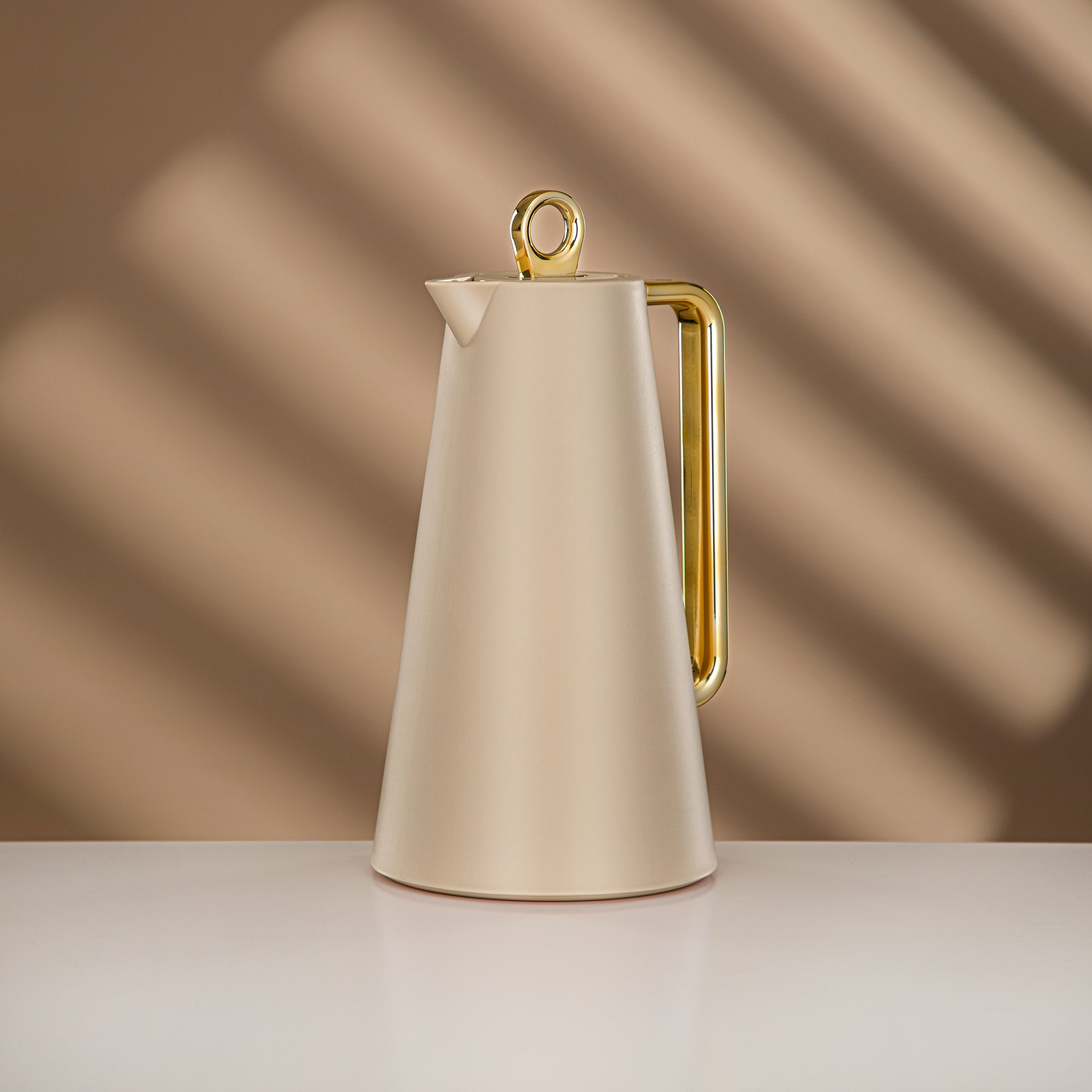 Almarjan Vacuum Flask Set Beige & Gold