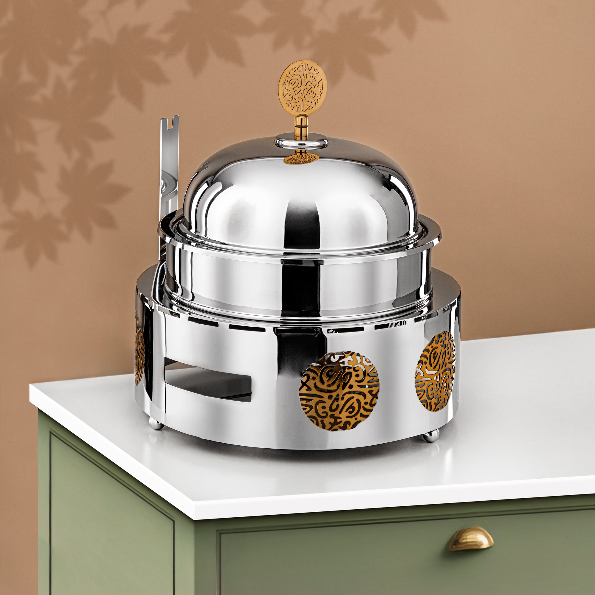 Almarjan Chafing Dish Stainless Steel 5L Silver & Gold (MD-3015A) - Stylish Serveware