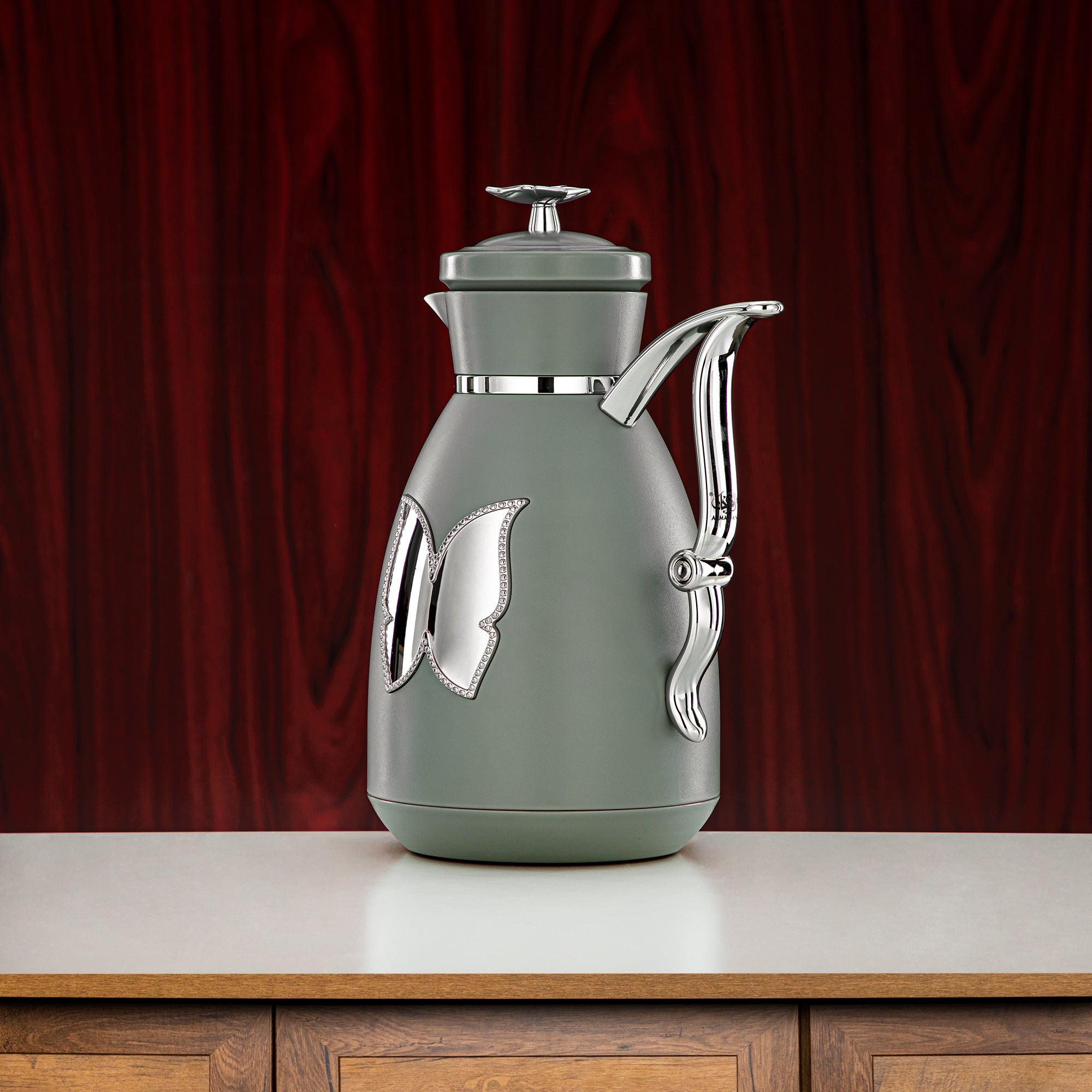 طقم ترامس المرجان بلاستيك زر ضغط 0.7 لتر + 1 لتر أخضر وفضي (SM-2C142-070/100 GG/C) - زجاجة شاي وقهوة