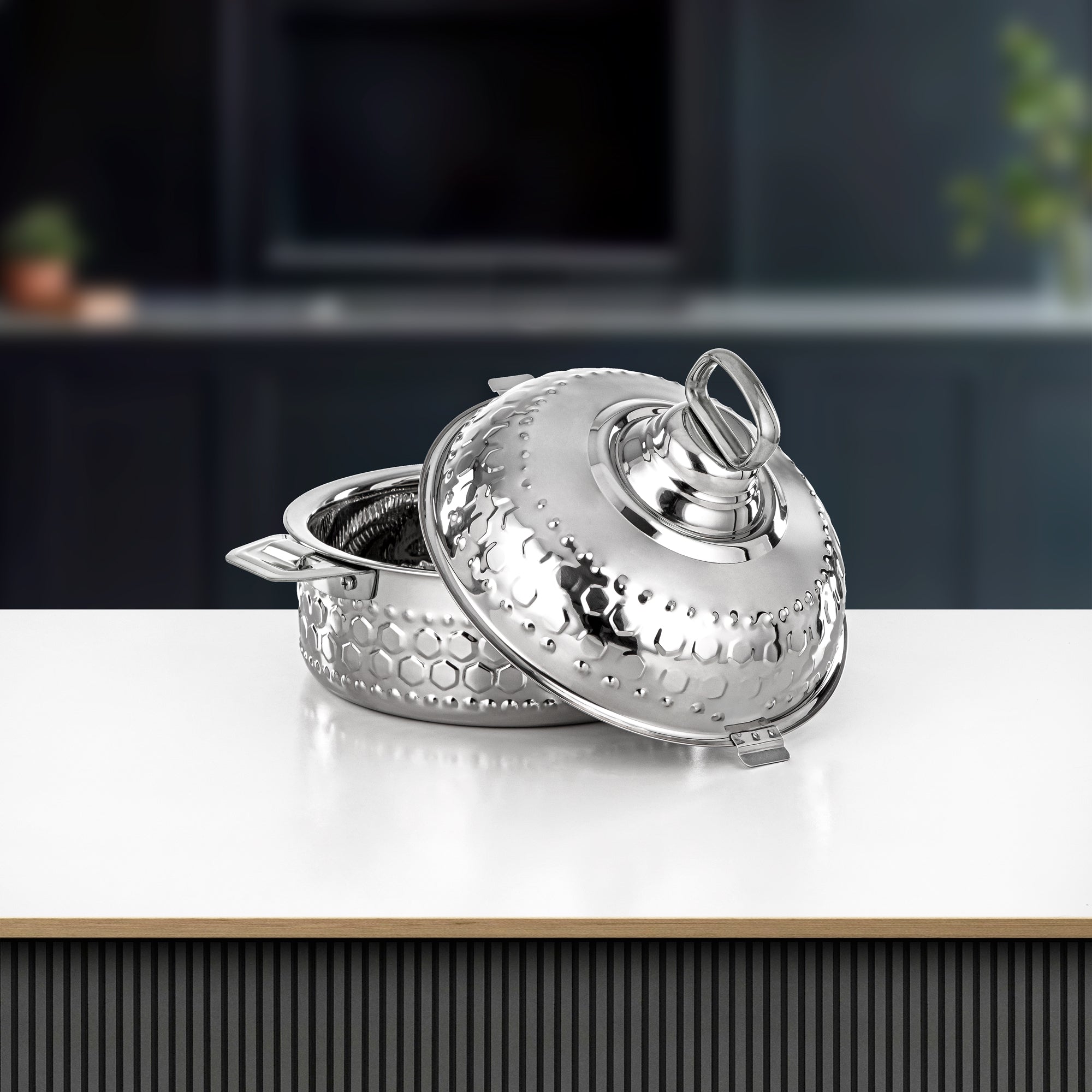 حرارات المرجان ٢٥ سم فضي – مجموعة الديوان