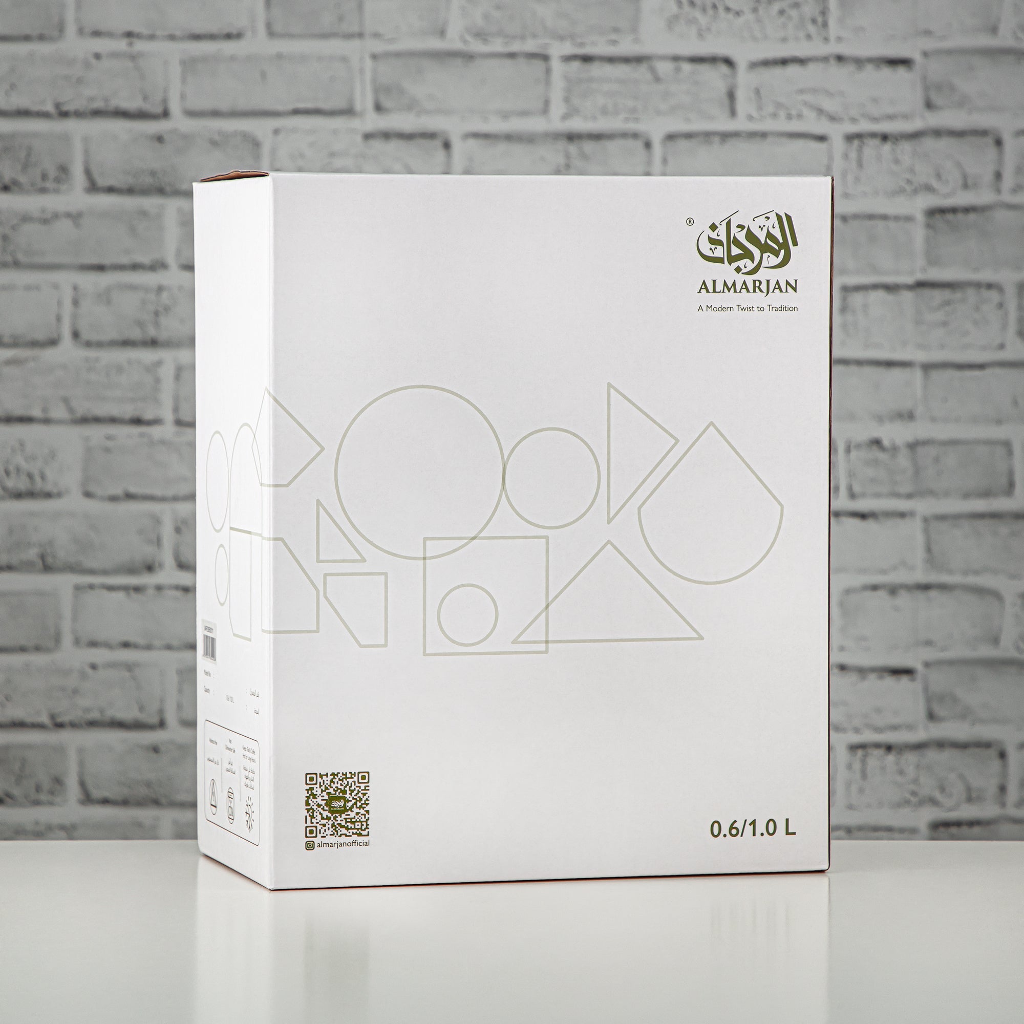 طقم ترامس المرجان زر ضغط 0.6 لتر + 1 لتر رمل وفضي (VAF2950006) - مجموعة طقم ترامس حديثة