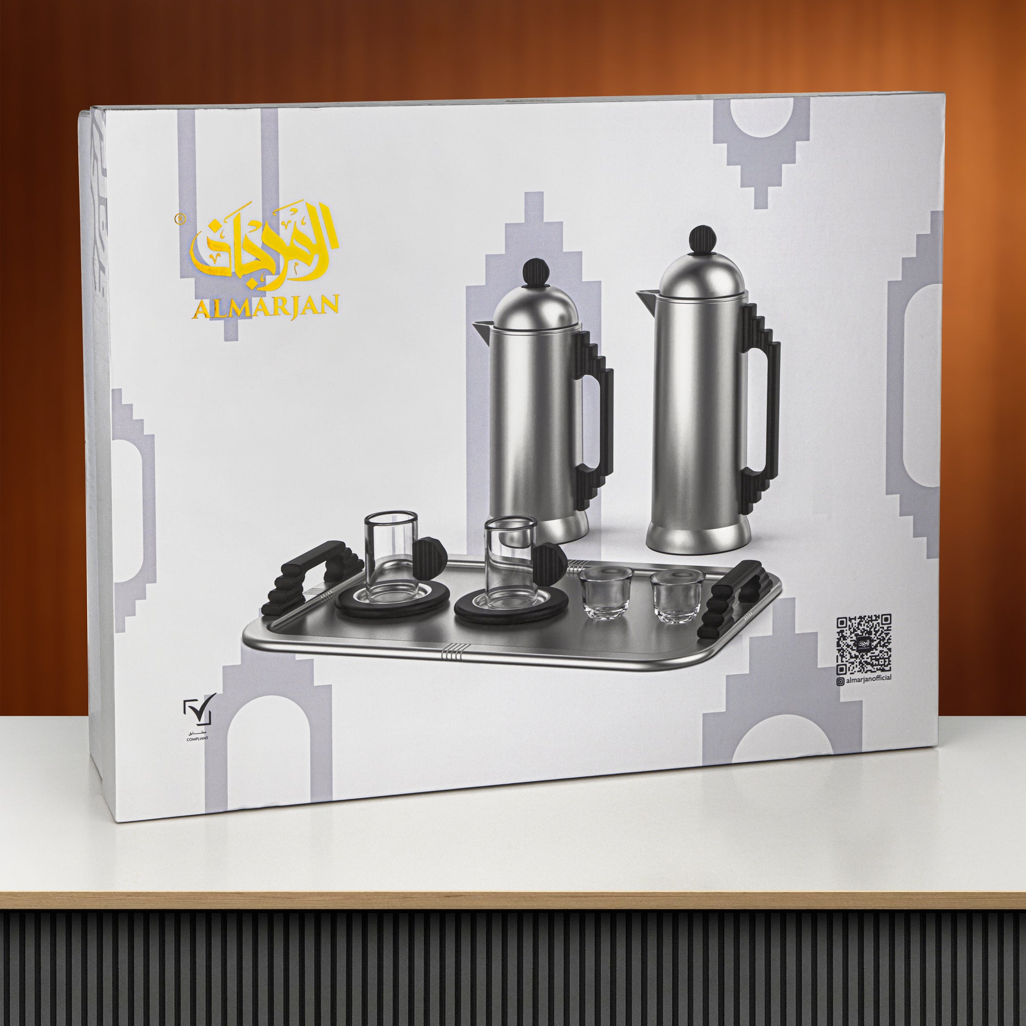 طقم شاي وقهوة المرجان ٢١ قطعة فضي وذهبي