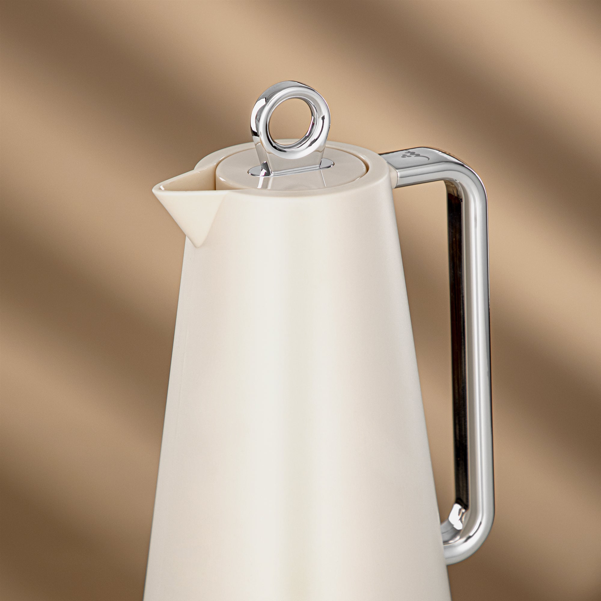 Almarjan Vacuum Flask Set Ivory & Silver