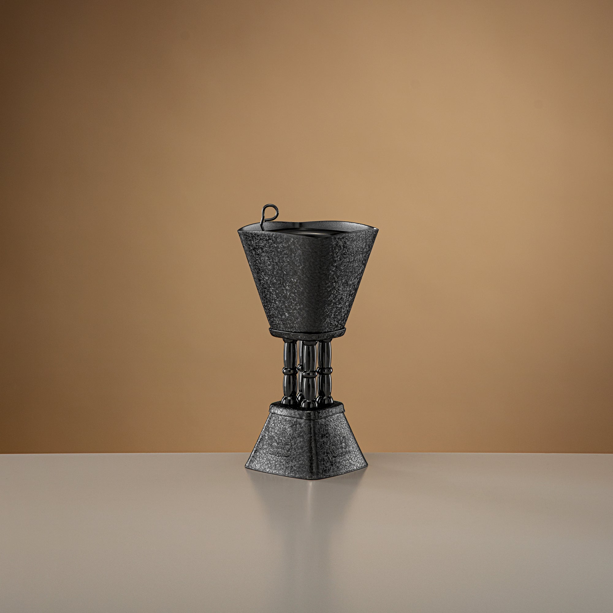 Almarjan Incense Burner Black Crackle 18cm