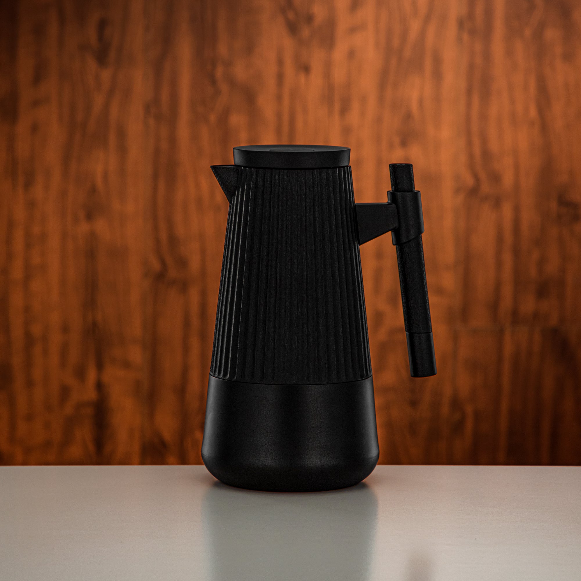 طقم ترامس المرجان 1 لتر + 1 لتر أسود غير لامع